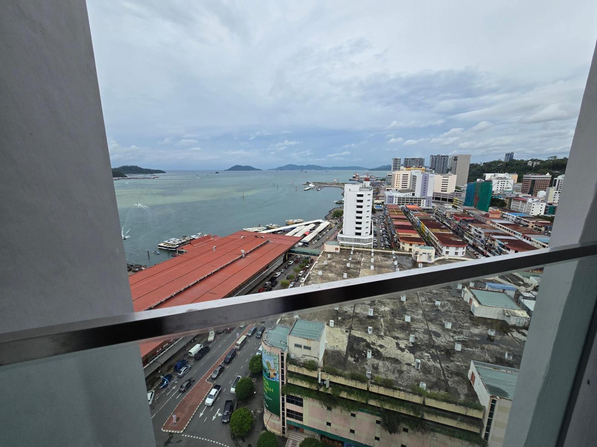 Apartment The Shore Sabah -